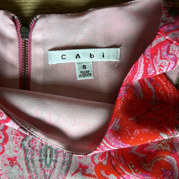 Cabi Bright Pink & Red Sleeveless Top Size Small - Picture 2 of 5